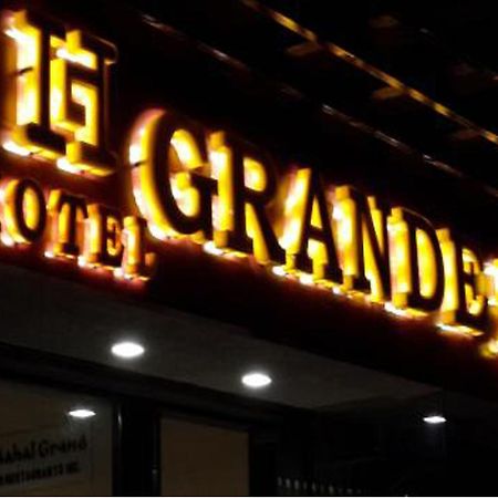 Hotel Grande 51 Navi Mumbai Eksteriør billede